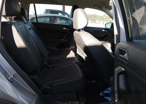 2020 Volkswagen Tiguan 2.0T Se/2.0T Se R-Line Black/2.0T Sel from USA, damaged, VIN 3VV3B7AX0LM162502